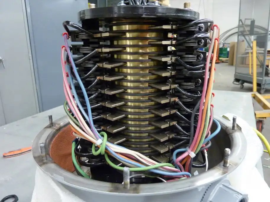 connector12